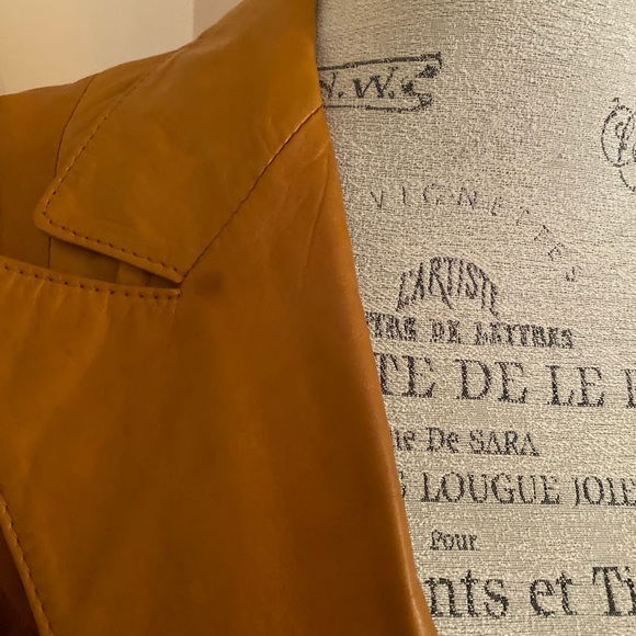 SOLD 1970s Genuine Leather Trench Coat - Picture 10 of 10